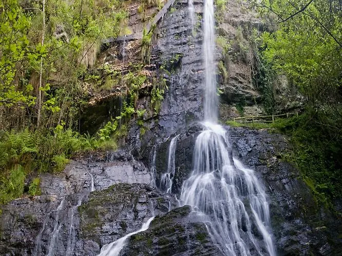 アパート A Palleira